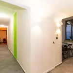 Hotel Boucheron Near Piazza Statuto!