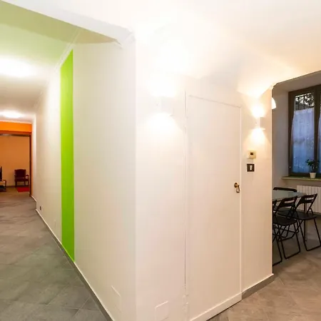 Отель Boucheron Near Piazza Statuto!