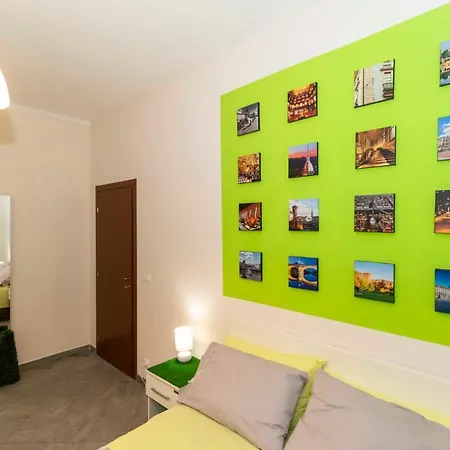 Boucheron Near Piazza Statuto! *