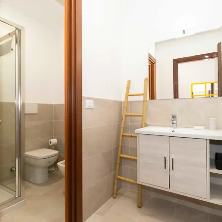 מלון Boucheron Near Piazza Statuto!