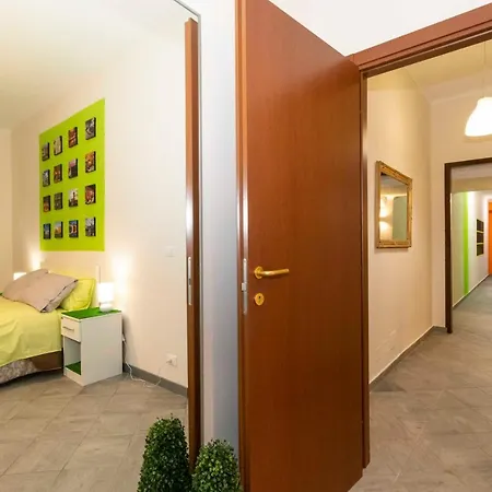 מלון Boucheron Near Piazza Statuto! *