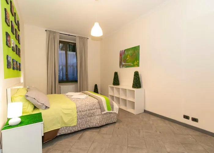 Boucheron Near Piazza Statuto!