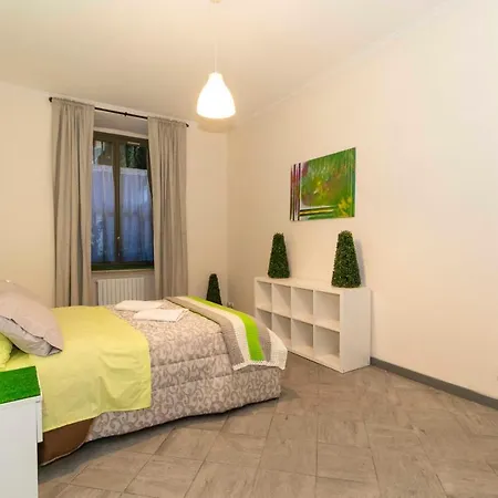 Boucheron Near Piazza Statuto!