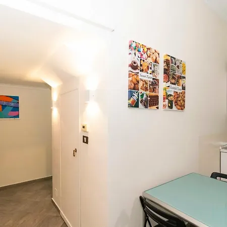 Boucheron Near Piazza Statuto! Torino