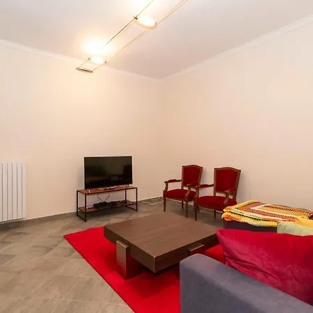 Boucheron Near Piazza Statuto! *