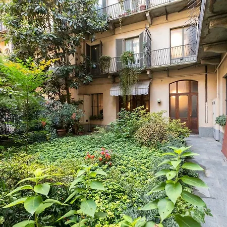 Boucheron Near Piazza Statuto! 호텔 토리노