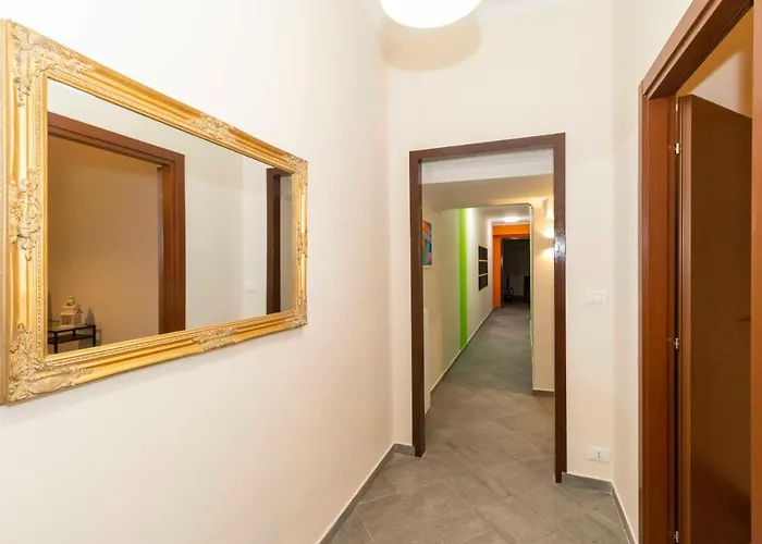 Boucheron Near Piazza Statuto! Hotel *